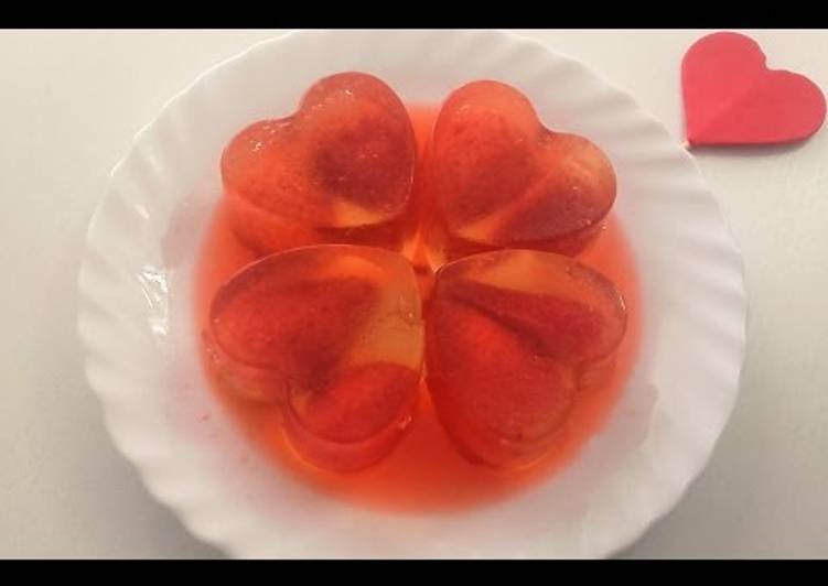 Gelatina de cava y fresas