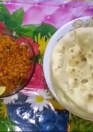 A picture of Dhaba style daal.