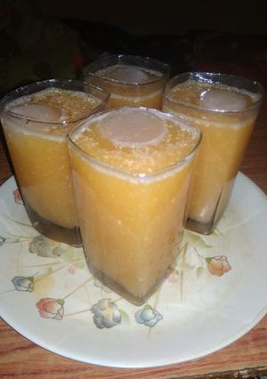 ठंडे ठंडे बेल का शर्बत (Thande thande bel ka sharbat recipe in hindi) रेसिपी मुख्य फोटो