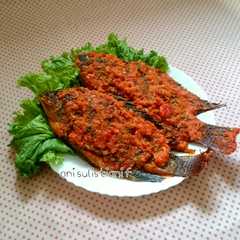รูปของ Ikan nila bumbu merah