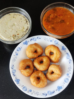 கம்பு மாவு மெதுவடை (Pearl millet vada recipe in tamil) செய்முறை முக்கிய புகைப்படம்