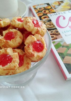 Foto resep Thumbprint Cookies