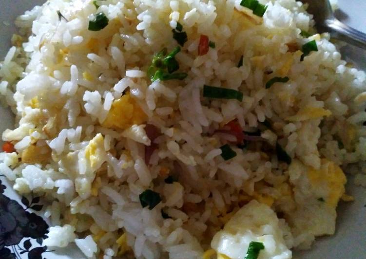 Nasi Goreng Putih