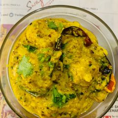 A picture of Arbi in mustard gravy (taro root).