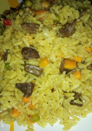 A picture of Fried rice with liver.