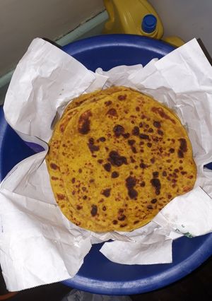 A picture of Pumpkin n carrot chapati.