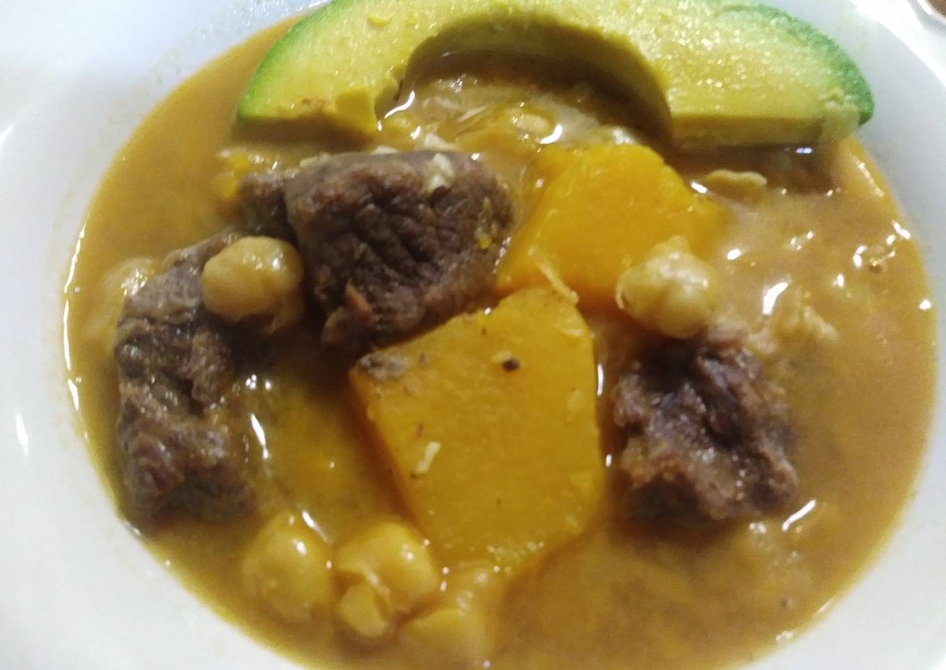 Garbanzada con carne