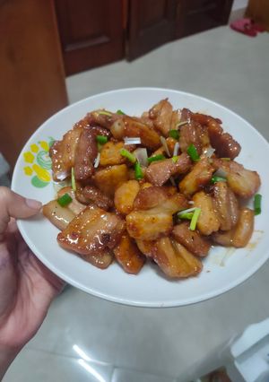 Hình của món Thịt rang cháy cạnh.