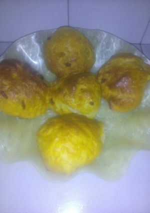 A picture of Fruit Buns#Authorsmarathon#.