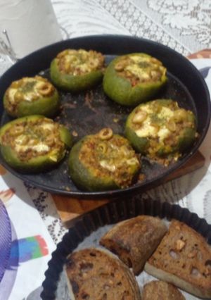 Una foto de 28. Zapallitos rellenos 🍚 con sobras de arroz