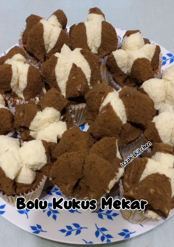 Foto resep 🧁Bolu Kukus Mekar🍮
