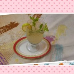 A picture of Pudina Lemonade.