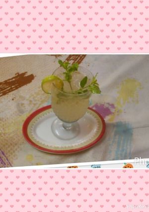 A picture of Pudina Lemonade.