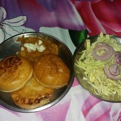 A picture of Buttered Pav Bhaji.