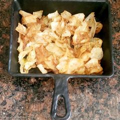 Raw banana chips A picture of Raw banana chips.