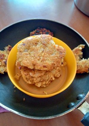 A picture of Coconut rounds.