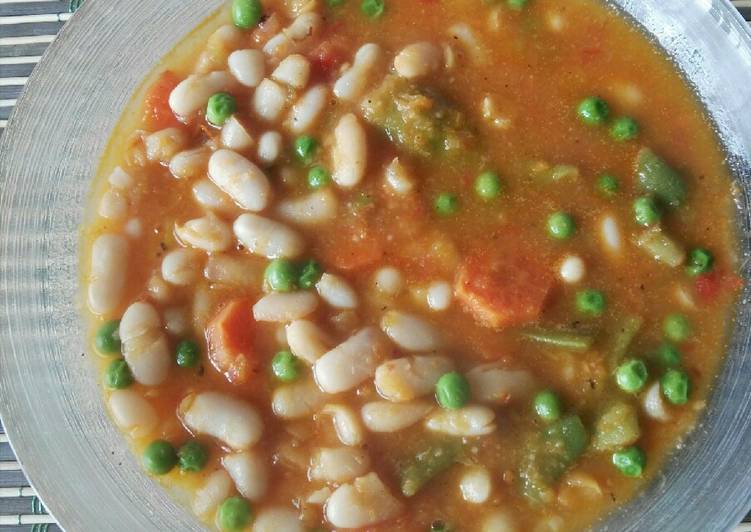 Alubias blancas con verduras Receta de hoy_cocina_lisson (Pilar) - Cookpad