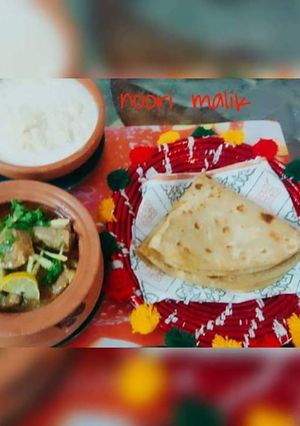A picture of Lahori_Handi With Desi_ghee_wali_Roti.