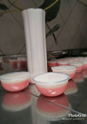 Foto resep Strawberry sipu with vla