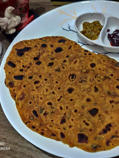 मेथी का थेपला (Methi ka thepla recipe in Hindi) रेसिपी मुख्य फोटो