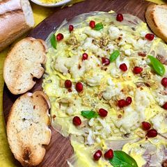 A picture of Cheesy Garlic Butter Board.