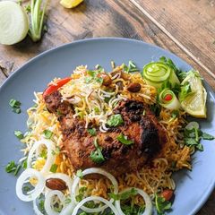A picture of Chicken Majboos.