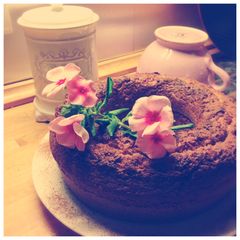 A picture of Sweet Zucchini Cake.