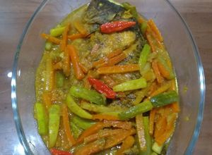 Foto resep Ikan pesmol ikan gurame bumbu acar kuning