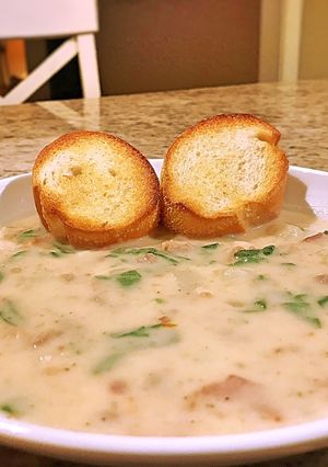 A picture of Zuppa Toscana.