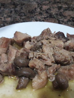 Una foto de Magro de cerdo al ajillo
