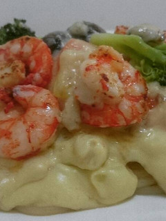 A picture of Shrimp W/creamy spaghetti.
