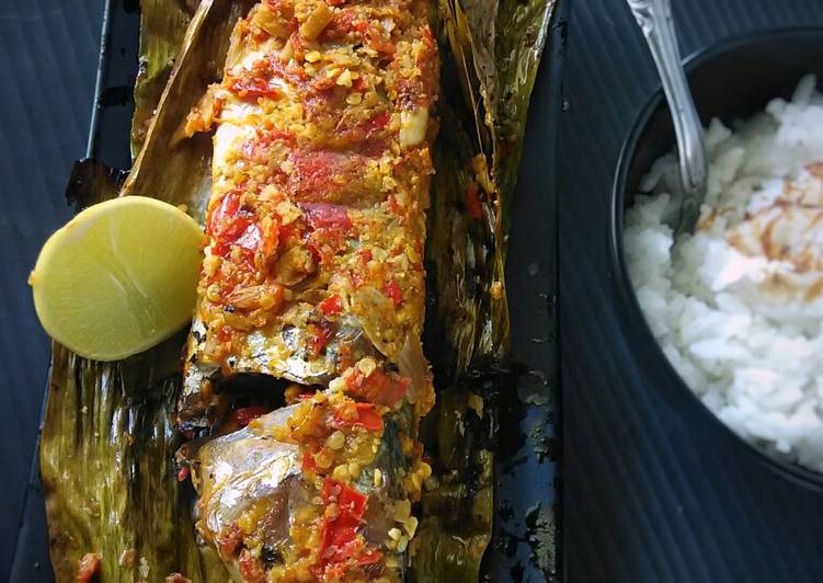 Resep Kembung Bakar Merah yang nikmat dan Mudah Dibuat