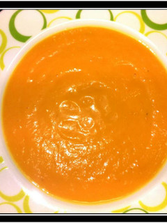 Una foto de Crema de zanahoria, calabaza y batata
