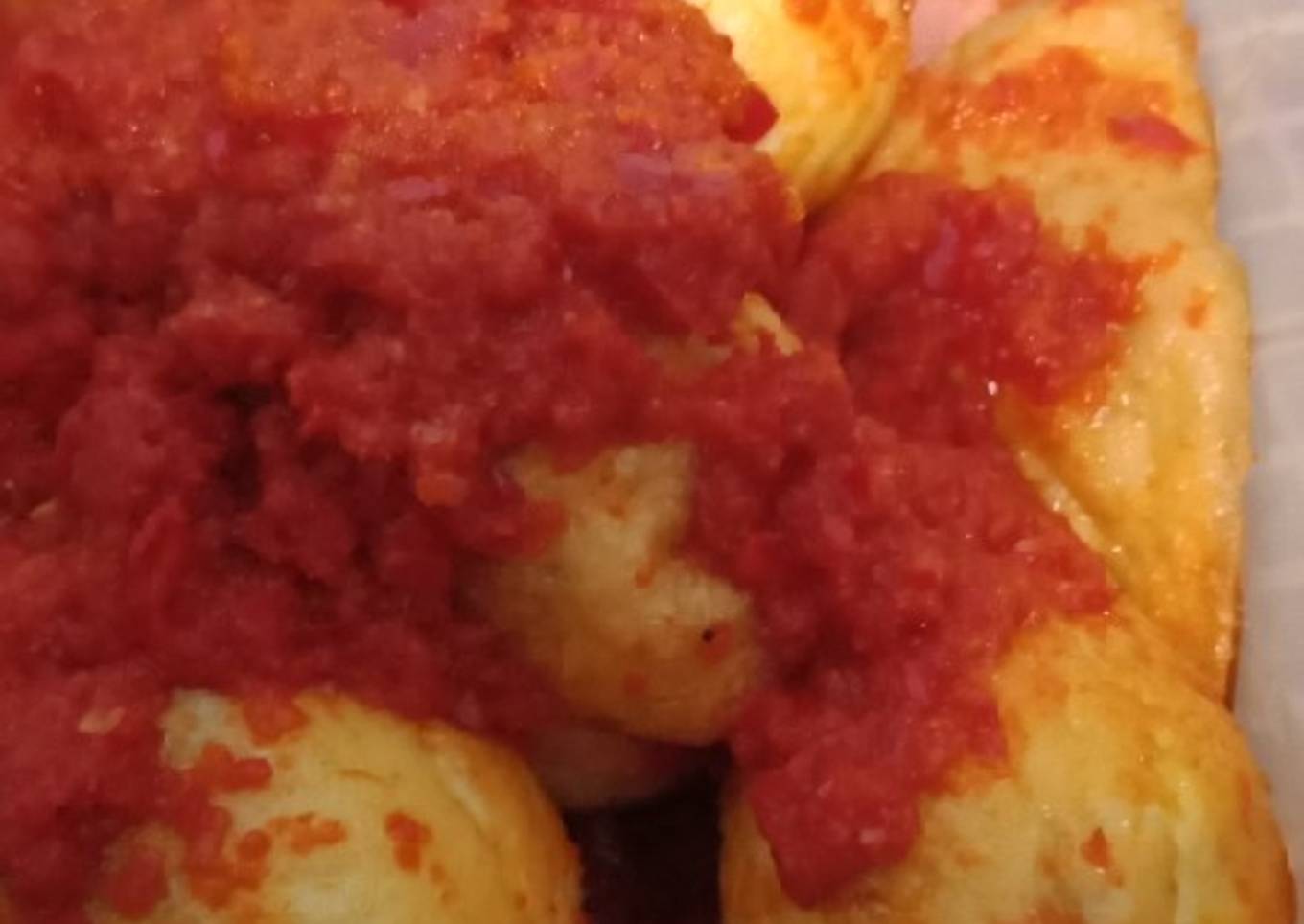 Telur tahu balado