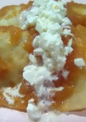 Una foto de Entomatadas rellenas de pollo