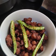A picture of Chilli soya.