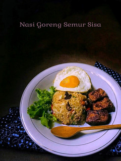 Foto resep Nasi Goreng Semur Sisa