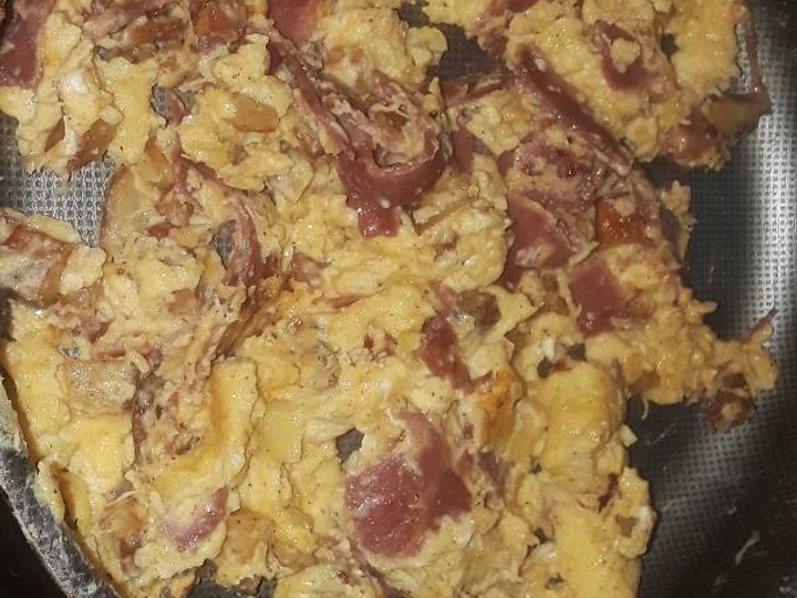 Easy Steps to Prepare Scrambled Egg Omelette the Perfect Appealing