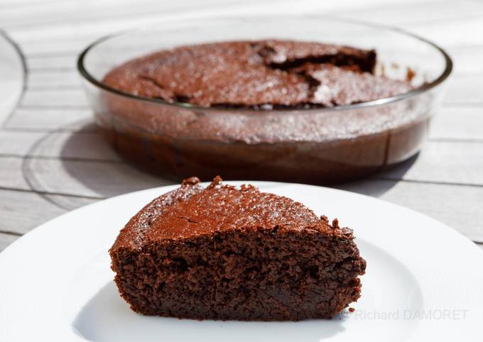 Recette Délicieuse Gâteau au chocolat et à la courgette