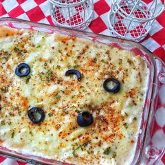 A picture of Chicken Alfredo Lasagna Rollup.