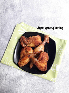 Foto resep Ayam goreng kuning
