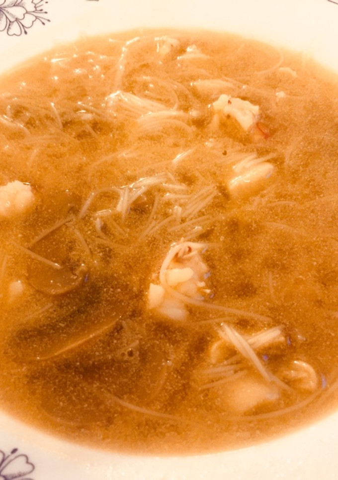 Una foto de Sopa de fideos chinos
