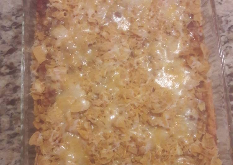 Recipe of Speedy Fritos chilli pie bake