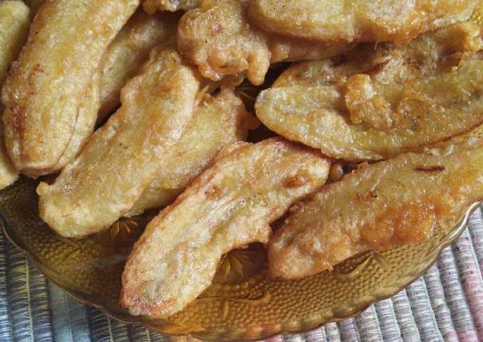 Pisang goreng tepung