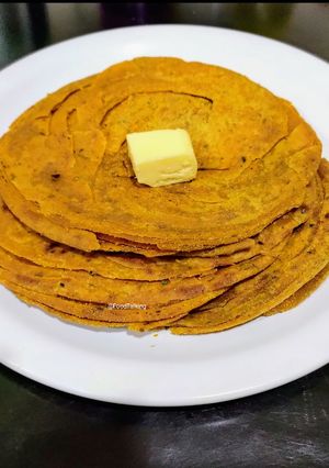 A picture of Layered Masala Paratha.
