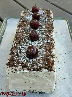A picture of Tiramisu Cake.