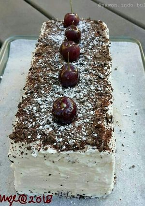 A picture of Tiramisu Cake.
