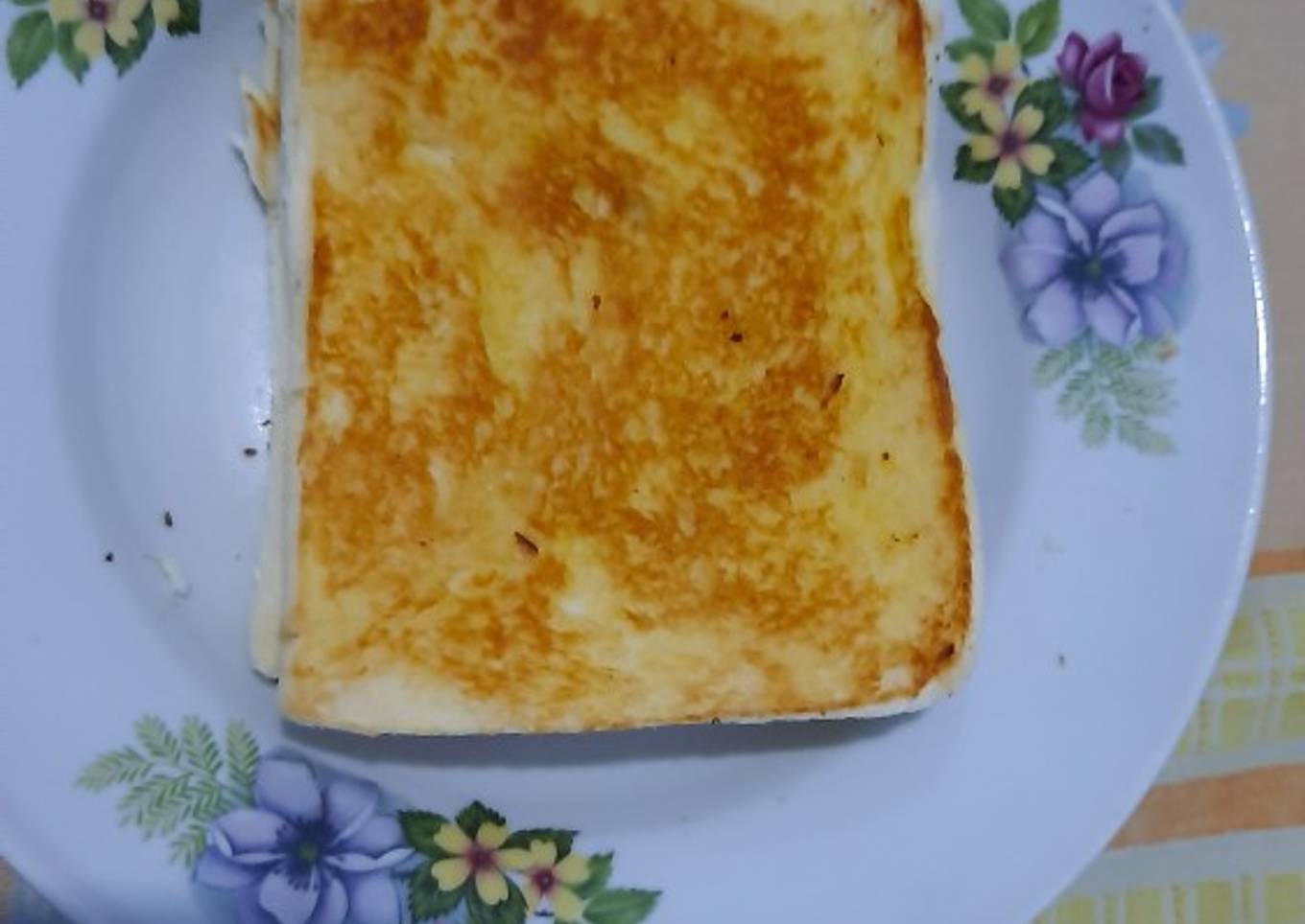 Roti bakar enak