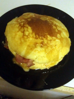 A picture of Canadian breakfast stack.