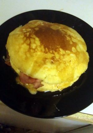 A picture of Canadian breakfast stack.
